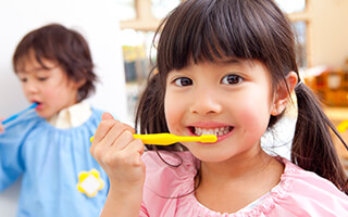 お子様の将来の歯の健康を守りましょう