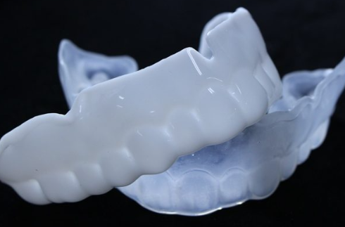 スポーツマウスガードを装着して、安全に競技を楽しみましょう