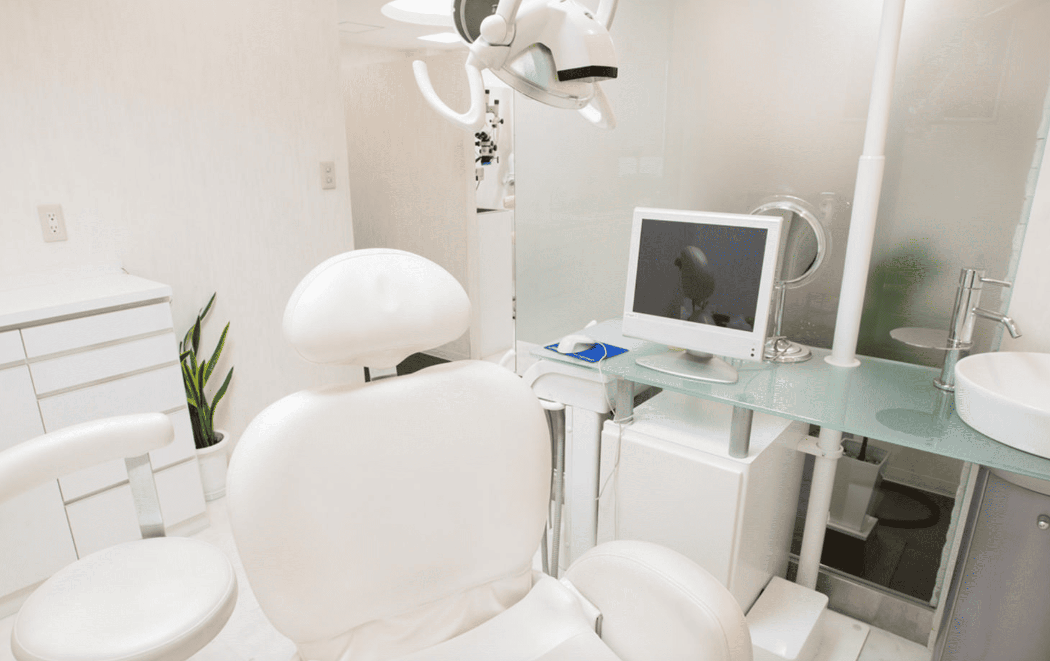 専門的な技術と設備を駆使して正確なアプローチを行っています