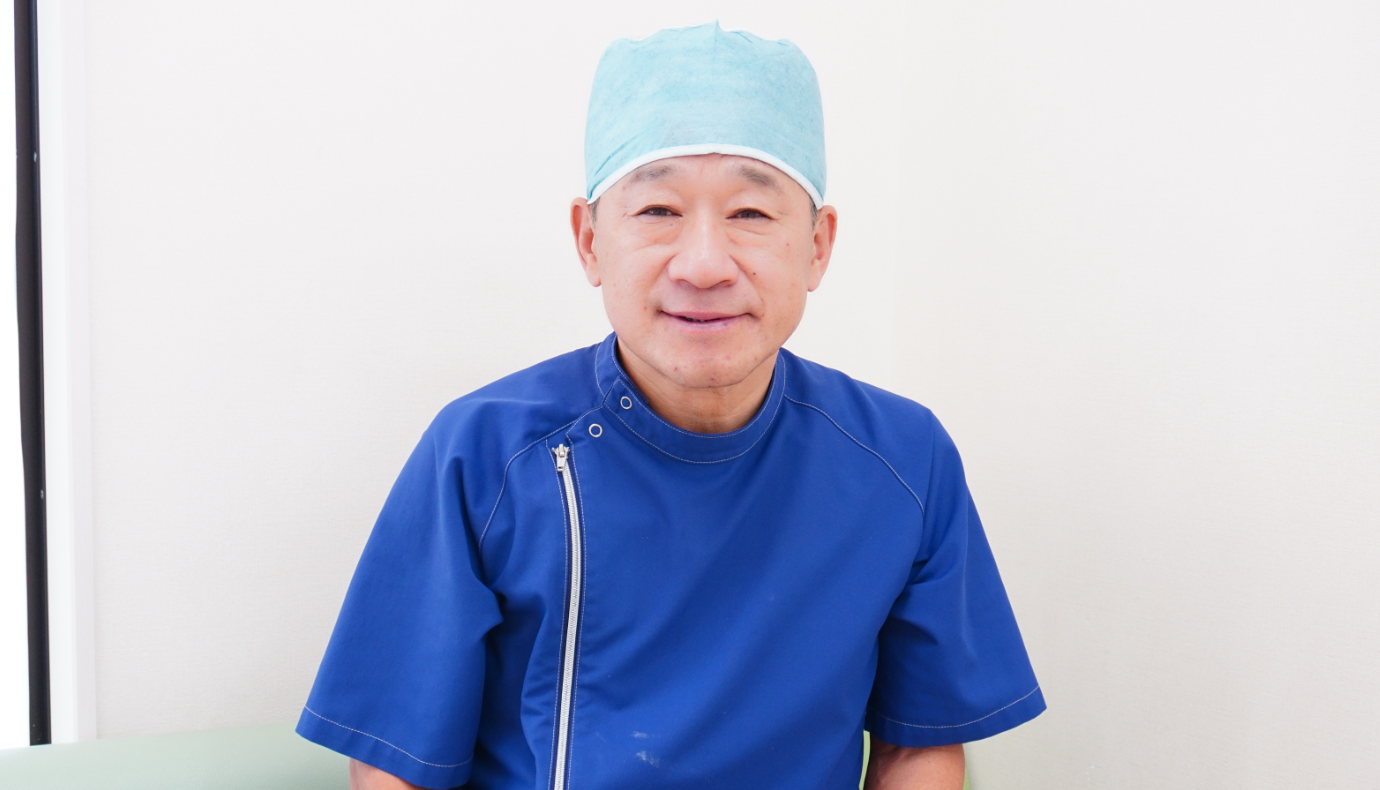 院長の山岸　篤