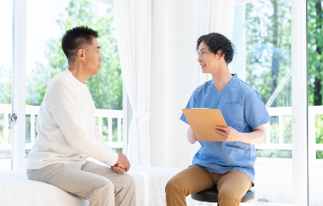 患者様が生涯にわたりお口の健康を維持し、美味しい食事を楽しむことができるよう、在宅診療部門を充実させています。