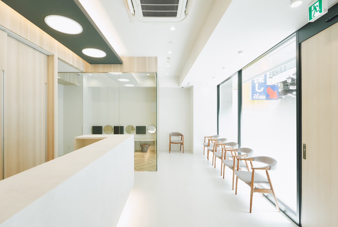 【国分寺駅 北口 徒歩2分・全ユニット完全個室・土曜診療】【歯周病専門医 在籍】専門医があなたの歯をサポートします