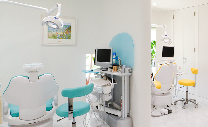 【大和駅より徒歩2分】【女性医師在籍】基本の治療技術に基づいた最新治療を提供「とも歯科医院」