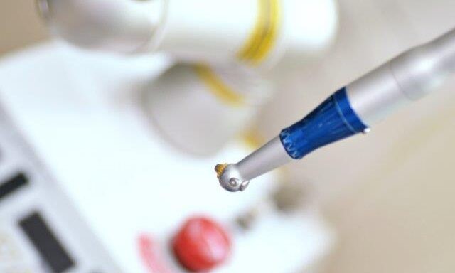 レーザー治療にも対応しています