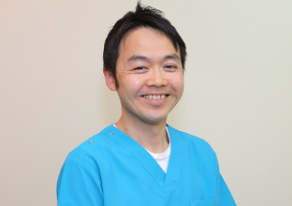 院長の村松　朋彦