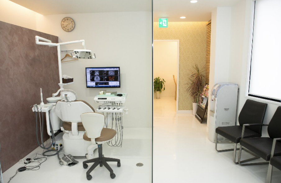 【長尾駅 徒歩10分】矯正と予防を軸に、丁寧なカウンセリングが受けられる とくだ歯科クリニック