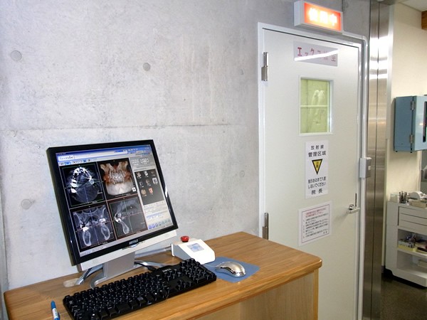 ①外観②待合室③CT室