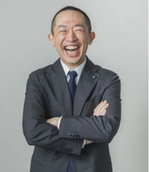 院長の山井裕生