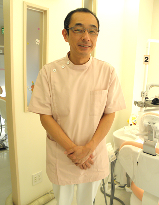 院長の伊能 智明