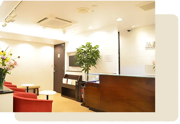 ①受付・待合室 ②③医院イメージ写真