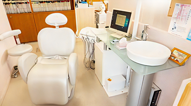 【河原町駅より徒歩1分】【かかりつけ歯科医機能強化型歯科診療所】保険診療での歯周病のメンテナンスが毎月可能「ひらた歯科クリニック」