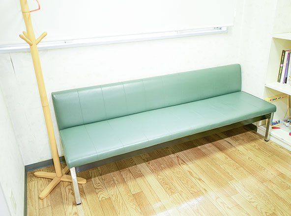 【入谷駅1番出口より徒歩4分】地域に根差した治療で患者様の全身的な生活の質の向上をサポートする「おおくぼ歯科医院」