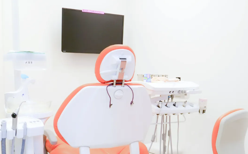 【マウスピース矯正とジルコニア治療に特化】幅広く診療を行うコレクトデンタルクリニ