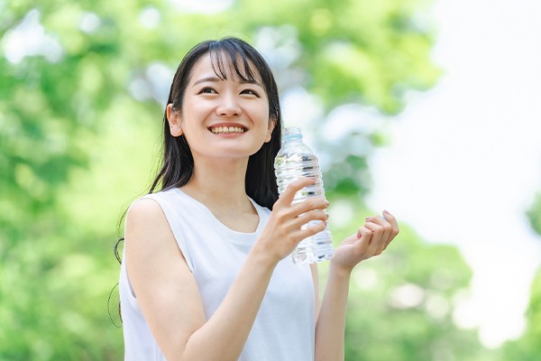ホワイトニングで歯を白く綺麗にできます