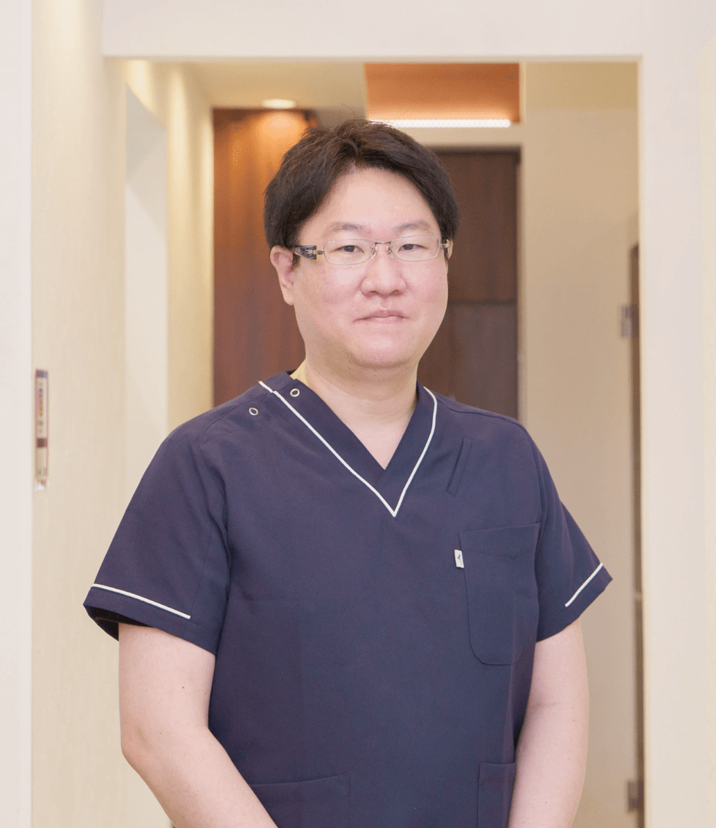 院長の厚澤賢洋