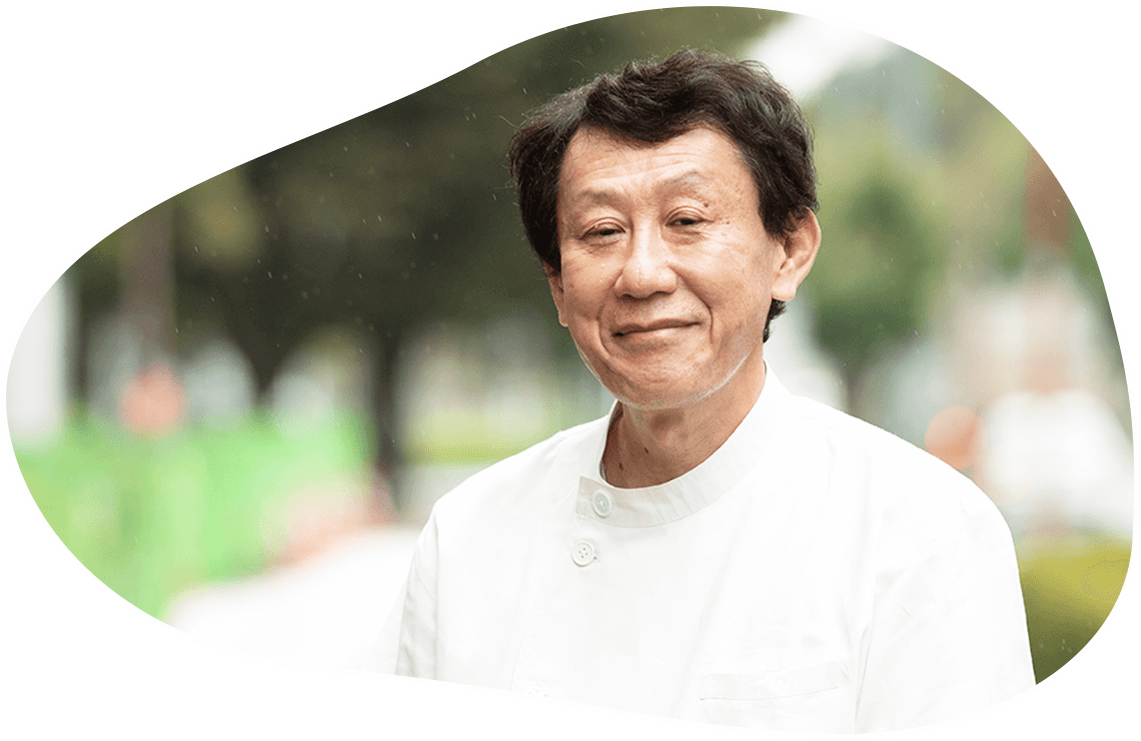 院長の二階堂 邦彦