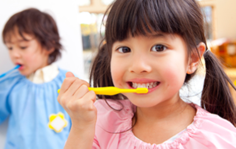 むし歯を防ぎ、健やかな成長をサポートします