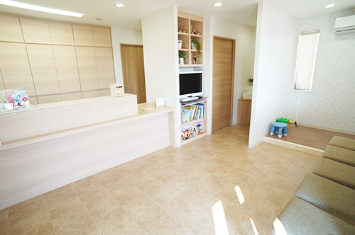 【原谷駅から徒歩4分】【院長が女医】カウンセリングを重視し、患者様一人ひとりに適した治療を提供しているあんり歯科医院