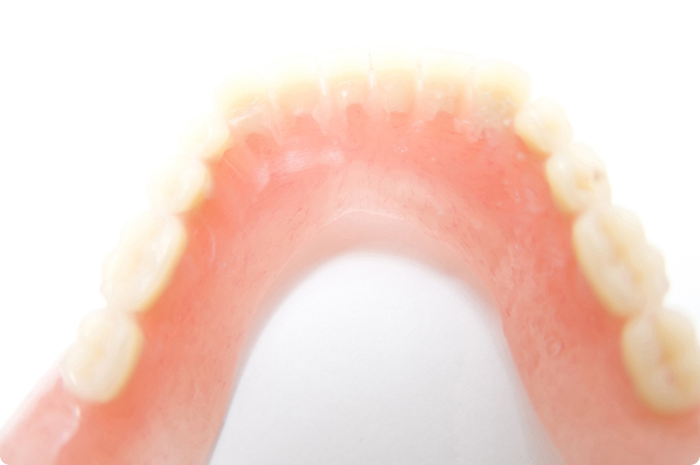 費の特別な入れ歯治療を行っています