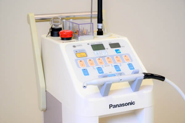 炭酸ガスレーザー治療器を導入しています