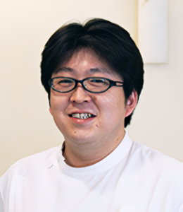 エアフローは、歯の表面を綺麗にするだけでなく、歯石やプラークも除去してくれるすぐれものです