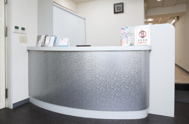 【新宿御苑前駅 徒歩8分】お口の健康のパートナーとして、痛みや不安の少ない、患者様に優しい診療をご提供