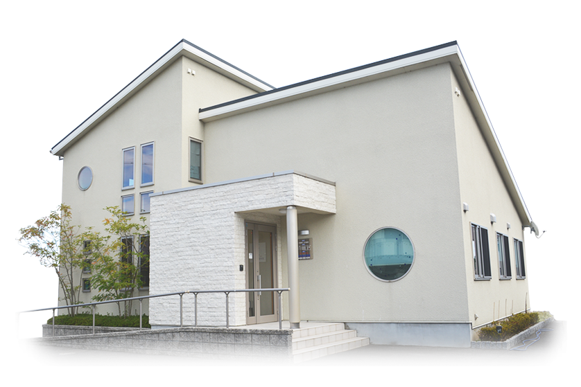 ①医院外観②受付③スロープ完備