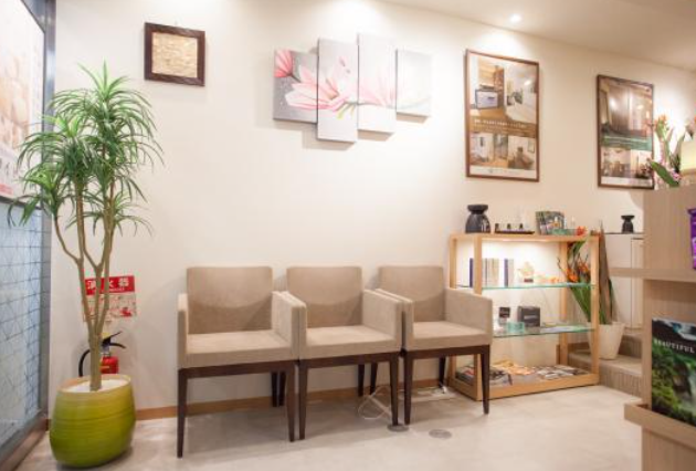 【吉祥寺駅から徒歩1分】【特許取得済みの最新薬剤使用】自然な白さを追求するグリーンアップル吉祥寺歯科医院