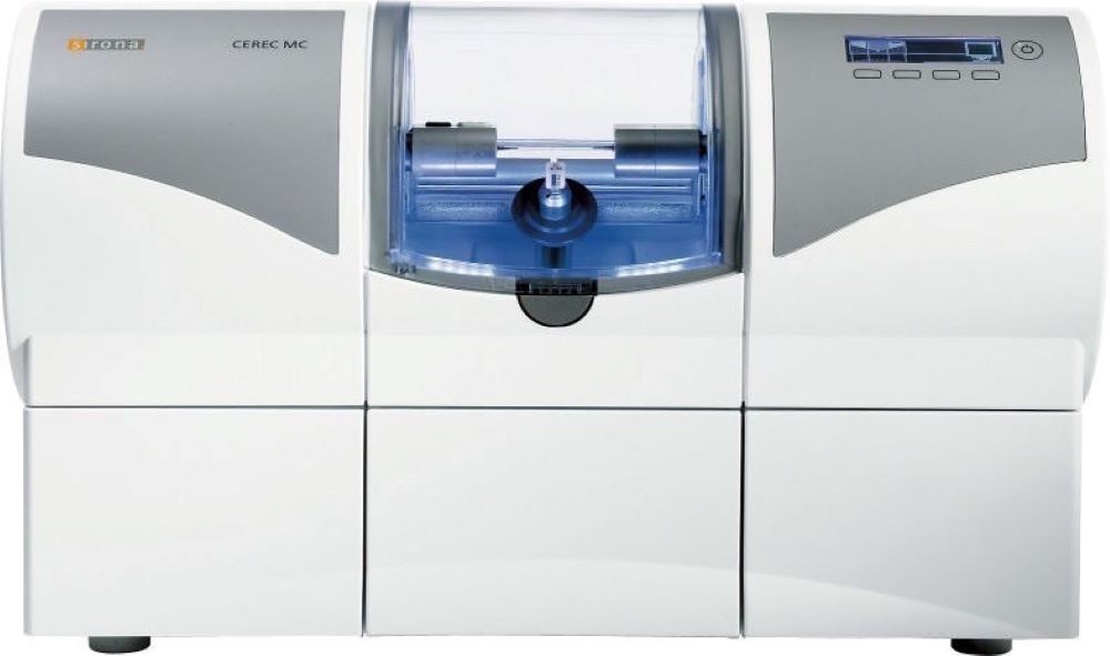 セレックというシステムを活用しています