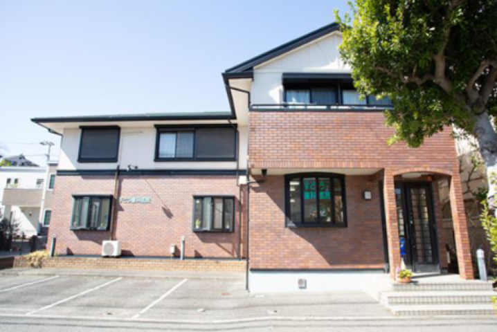 【堀ノ内駅から徒歩4分】入れ歯・補綴治療に強みを持つすどう歯科医院