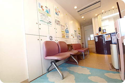 【駐車場完備】女性スタッフが温かく対応する かまだ歯科医院