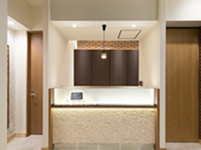 【中目黒駅 東口から徒歩1分】【各科専門のドクター在籍】審美歯科に注力した中目黒リバーサイドデンタルクリニック