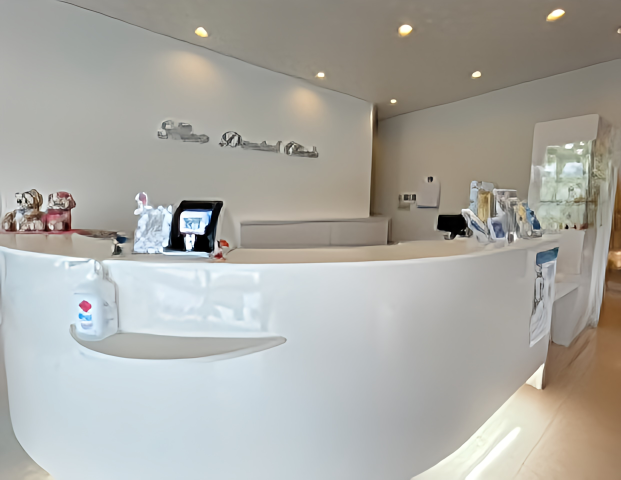 ①受付②待合室③キッズスペース