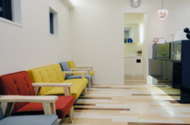 【新浦安駅より徒歩6分】35年の実績が語るインプラント治療「ふじみ歯科医院」