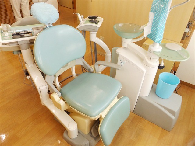 むし歯や歯周病を未然に防ぐため、定期検診を重視した予防歯科に取り組んでいます。