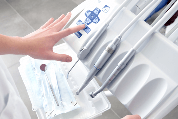 幅広い歯科治療を提供しています