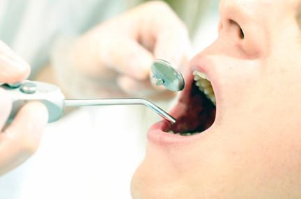 生涯を支える歯科ケアを約束する宮本歯科医院