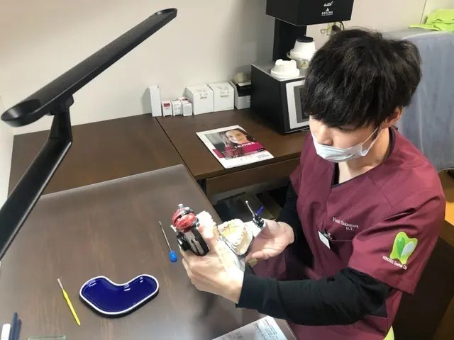 歯科技工士が常駐しております
