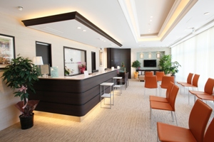 【JR赤間駅北口すぐ】最新の設備・技術を活用し医師が家族に受けてもらいたいと考える治療を行う徳永歯科クリニック