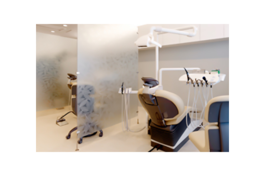 ①受付②診療チェア③エックス線室