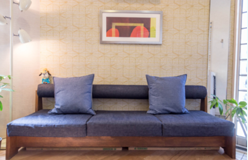 ゆったりくつろげる待合室