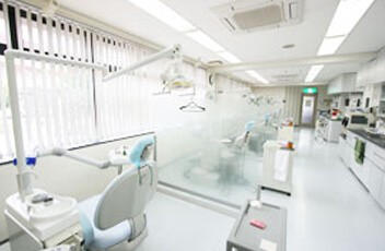 一人ひとりの状態に合わせた指導とサポートを行い、長期的な健康維持を支えています。