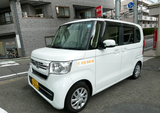 ご自宅や施設に訪問して治療します