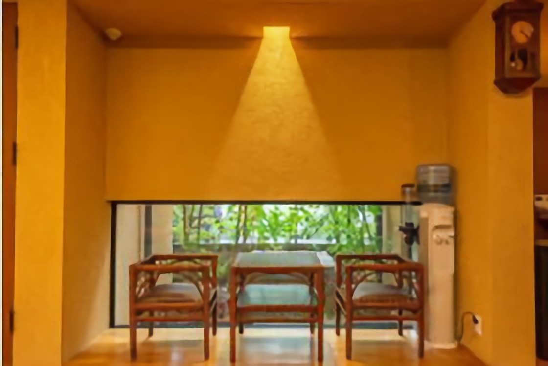 ①診療室②受付③待合室