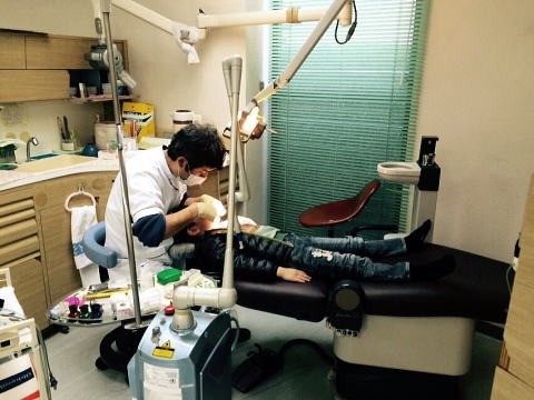 歯科治療に対して不安や苦手意識を抱く患者様の気持ちに寄り添うことを大切にしています。