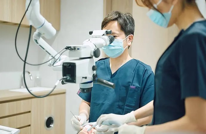 「患者様の健やかな未来をともに創る」という想いを大切にし、目の前の症状だけではなく、その先の人生まで見据えた歯科医療をご提供しています。
