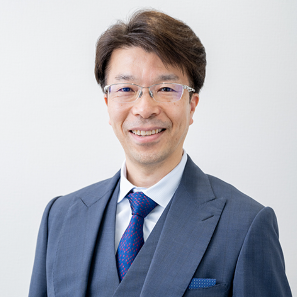 院長の矢ケ崎 隆信