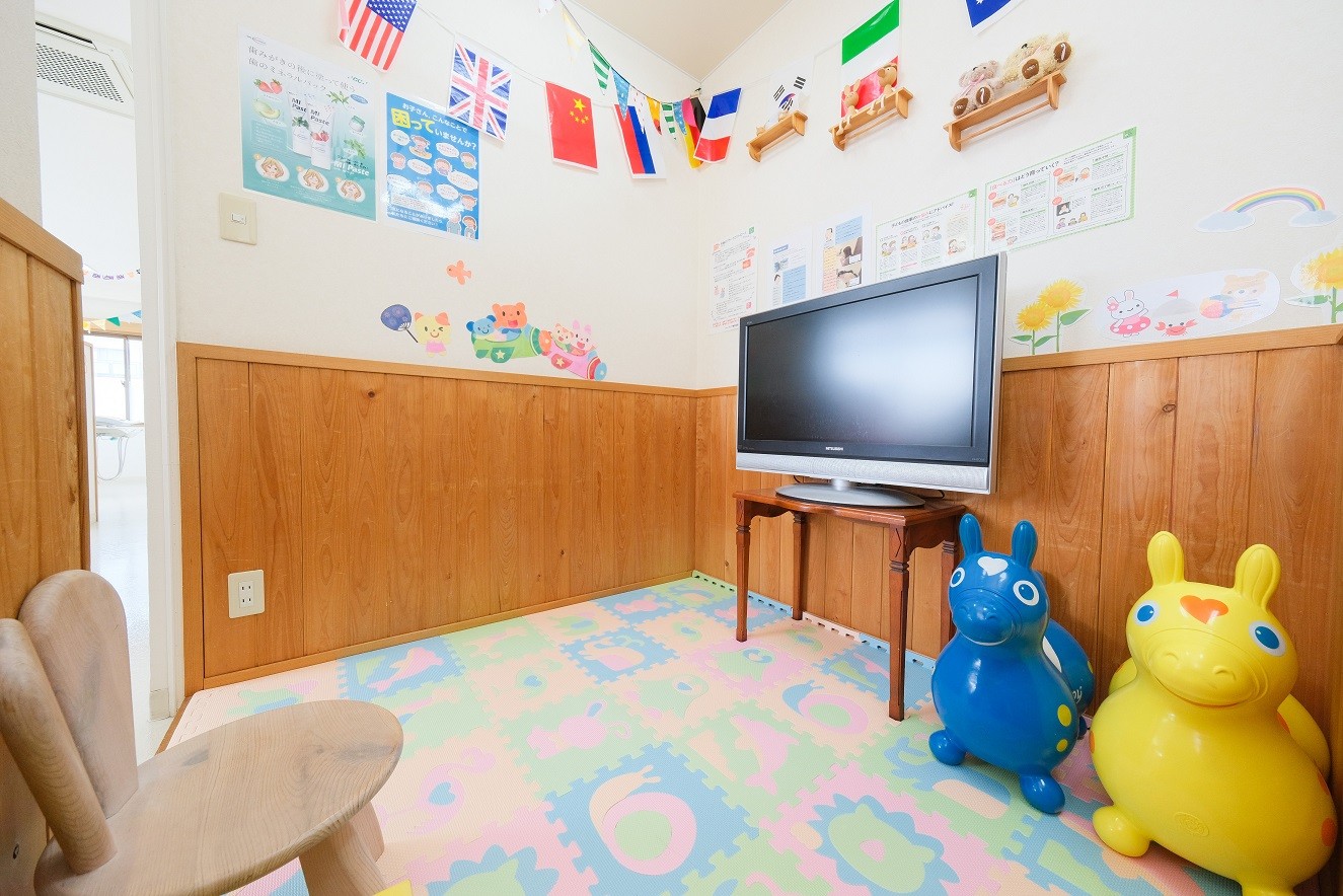 【古閑停留所バス停 徒歩1分】小児歯科専門医在籍でお子様も安心して通えるクレア歯科医院