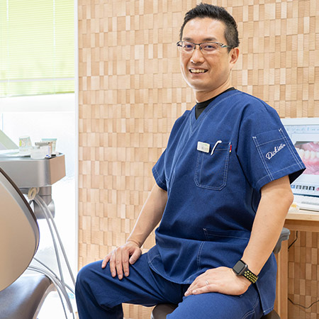 院長の倉田友宏（くらたともひろ）