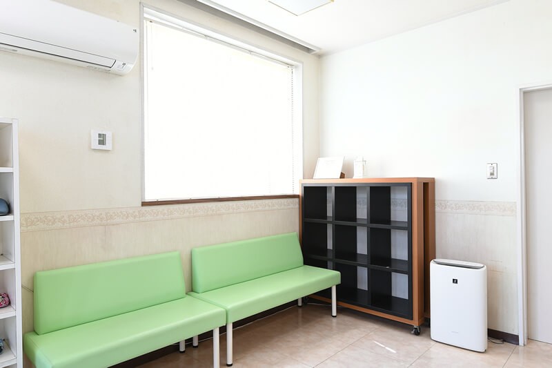 【伊予和気駅徒歩14分・駐車場完備】予防を大切にした診療で健康を支える岡田歯科医院